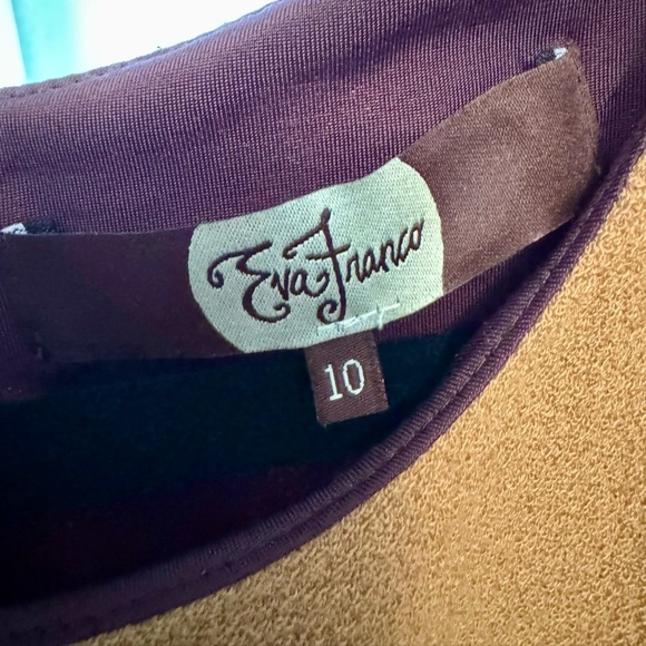 Eva Franco Multitone Pleated Midi Dress - Picture 3 of 7